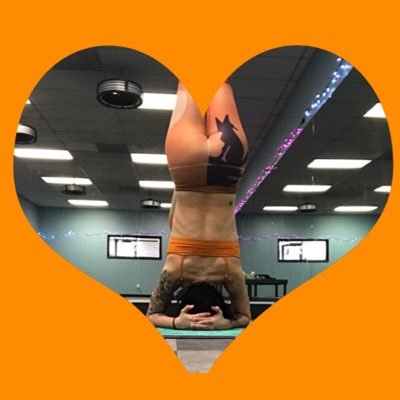yogagloww's profile picture. https://t.co/oG8ow0kJkh