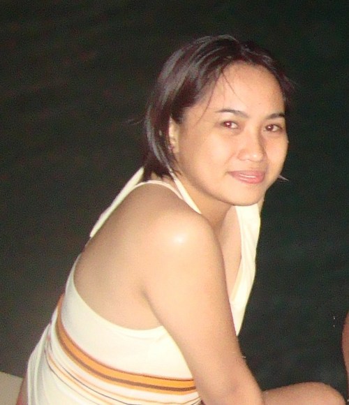 i'm just a simple gal who loves to hang out with friends, likes to explore exciting events, people, place and everything under the sun,moon and stars :) enjoy!