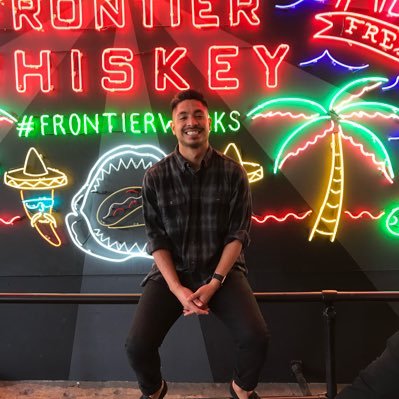 renegoesWALKING's profile picture. Bored.