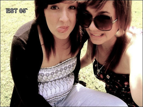 __TUMEKE's profile picture. Syarifudin Rehalat, S.sos ( Ripen Rehatta) lahir dan besar di Ambon Maluku.