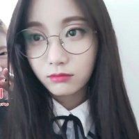 수첩 (@yw_note) 's Twitter Profile