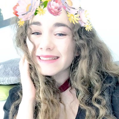 solenepsql's profile picture. 🌹~Solène~Nice⛱🌹~👧: 25/10 👻:sosopasq