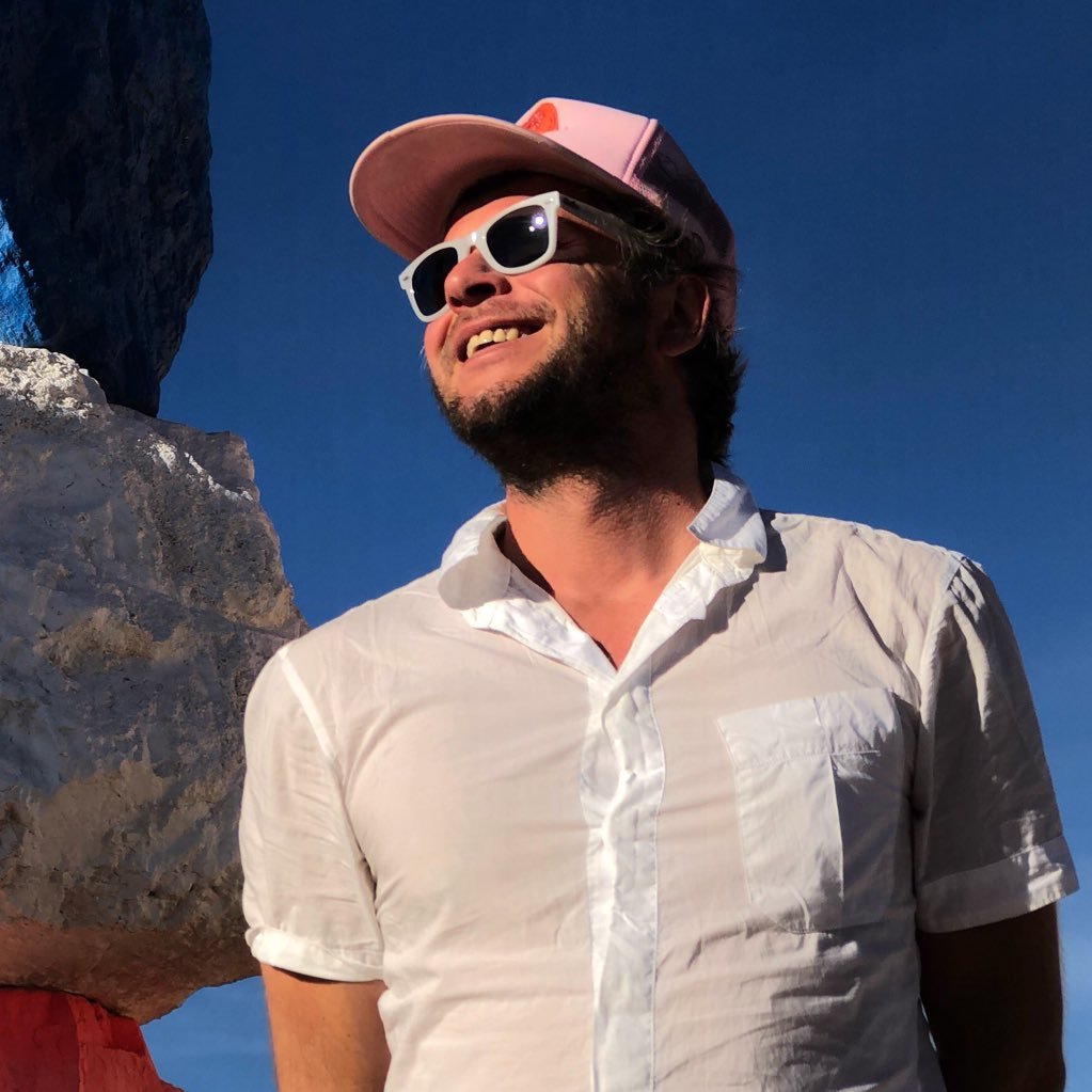 JulianJakobi's profile picture. Filmmaker/Investor LONG $blgo .