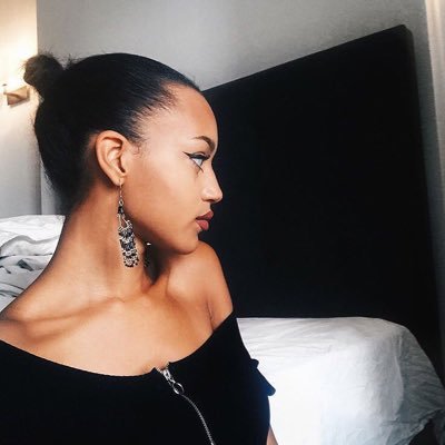 Hailey01083712's profile picture. Goddess Hailey. Money, Clothes, More Money. #Financialdomination #AussieFindom