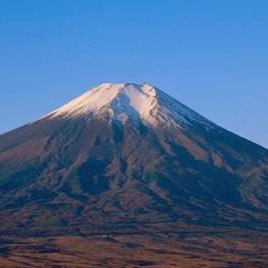 ｢京大散策の会｣は京大公認の登山を中心としたアウトドアサークルです。ワンディ登山／キャンプ／アルプス縦走／ドライブ／温泉／上高地／屋久島／スキー等々…アウトドアに興味がある方は、是非フォローして下さい！連絡は、DMへどうぞ(ง ˙o˙)ว #春から京大 #春から奈良女