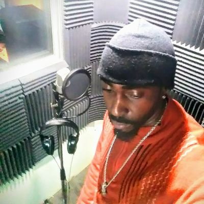 Representing Raleigh, NC. Poet, Song writer, lyricists
Listen to RALEIGH BARS 4: BEYOND THE CITY by f.l.a.m.e da darkchild #np on #SoundCloud #Spinrilla