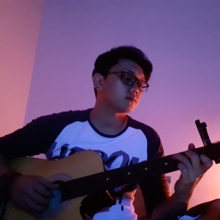 iJEspiritu's profile picture. ● Movie/Series/Anime Lover 📽 ● I.T. Graduate 💻 ● Basketball Player 🤾 ● Guitar Player 🎸 ● Singer sa Panaginip 🎤 ● Joker🃏