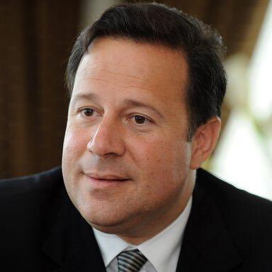 The Plaid Avenger's updates for Panamanian President Juan Carlos Varela. (parody account)(fake)