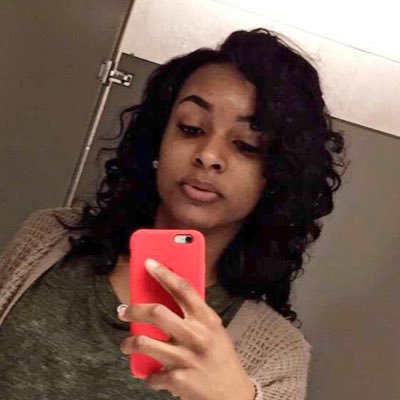 PAUSEnowSMILE's profile picture. 