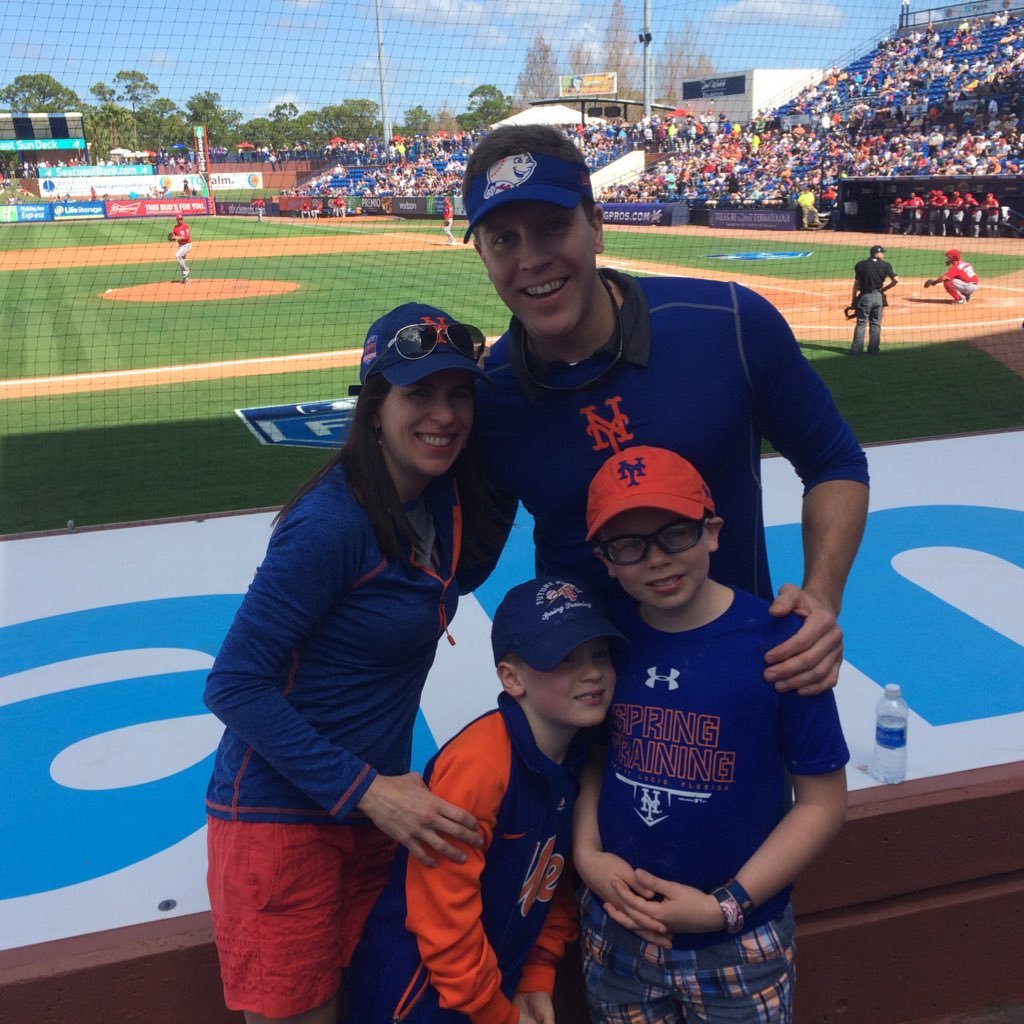 Raising two Mets fans with my husband on the upper east side. Have a day job as a lawyer but really just want to follow the Mets.