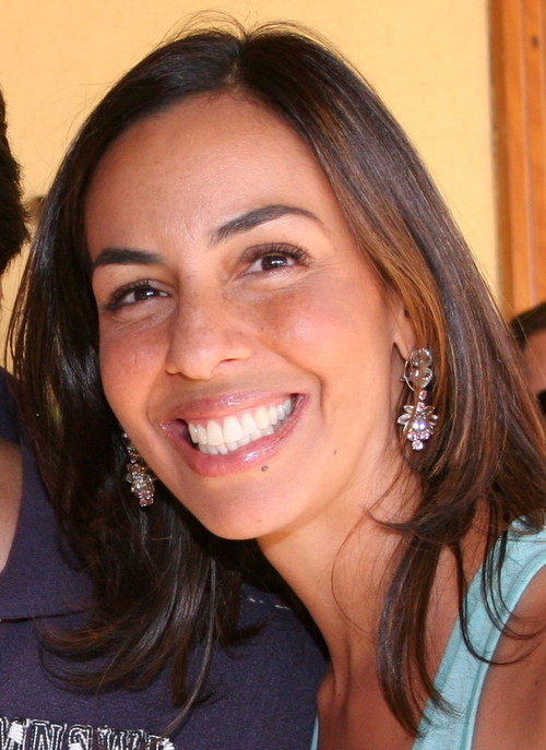 Coaching, vendedora, mãe, esposa, blogueira, espiritualista, voluntária e esportista. Corpo, mente, coração e espírito em equilíbrio sempre.