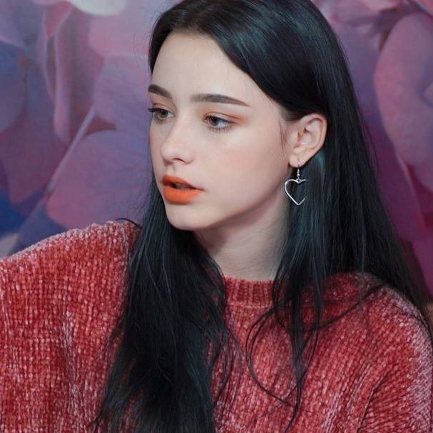 yhwa_S2's profile picture. 03 방탄하는 아미 🌸 / @BTS_twt 내가 많이 좋아해 / ❤️선팔=맞팔❤️ / 선뎀은 사랑💘 / 달빛이 있다면 깨어나기 싫다고 🌙