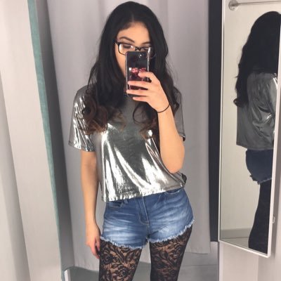 Mayra03944812's profile picture. 