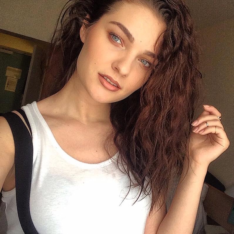 ZoeyLillian3's profile picture. 