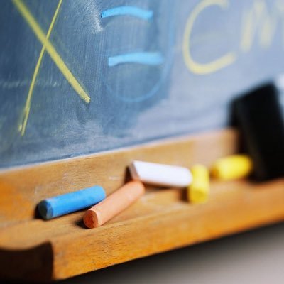 DuProfs's profile picture. Trois professeurs des écoles de cycle 3 dans le 93 en quête de partage 👩🏻‍🏫