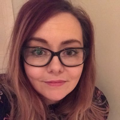 ToniBetty's profile picture. Twitter, where I come to snoop on Celeb's to get away from real life!