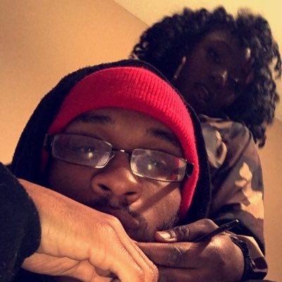 getting to the 🤑 #MmObb ⛽️💰😈, RIP Malik & Vez and free my brothers 💯 !! Lex 🤞🏽😍💏