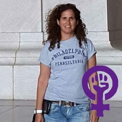 Feminista. Republicana. Trabajadora Social. Luchadora por la justícia social