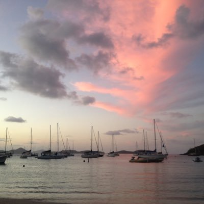 dvens23's profile picture. Golf, Manchester United, Celtics, UConn, politics?, finance.