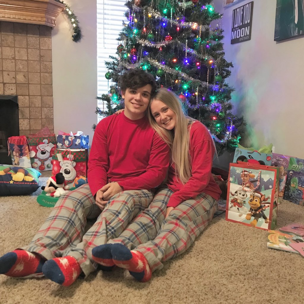 jacksonholl_'s profile picture. 2.5.15❤ @siefarr