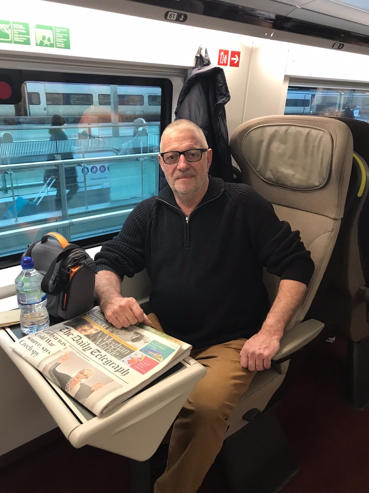 Irish/ Australian living in the U.K. Pro EU and love train travel🇦🇺🇪🇺🇮🇪🇬🇧