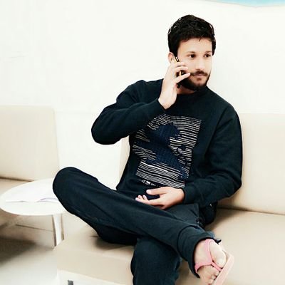 vijaymeena9904's profile picture. kuta 
Bandra