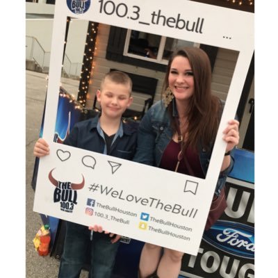 punnymomtog's profile picture. 28. #momlife -I shoot people (with my camera). Proud Texan. Can’t make any promises but I am sure I’ll be eating tacos and watching baseball #houstonstrong