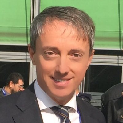 luciano_buratti's profile picture. "Quando le cose si fanno veramente dure, le devi prendere con leggerezza. Te devi divertì." (F. Totti)