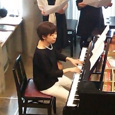 枚方市禁野の音楽教室です。幼児から大人まで、一人一人に寄り添って丁寧に楽しくレッスンしています。