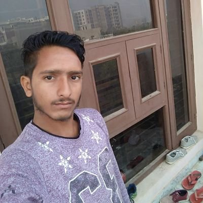 कुछ तो बात है महोब्बत में____ वरना एक लाश के लिए कोई ताजमहल नहीं बनवाता