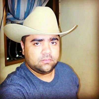 llanero orgullosamente Elorzano alto apureño parrandero bailador y contador padre de francisco y Carlos Daniel y de todo lo bueno lo mejor mi música llanera.