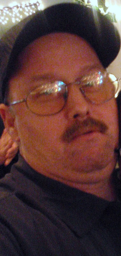 r_wells's profile picture. just a working class family guy tired of rich out of touch people playing manoply with our way of life