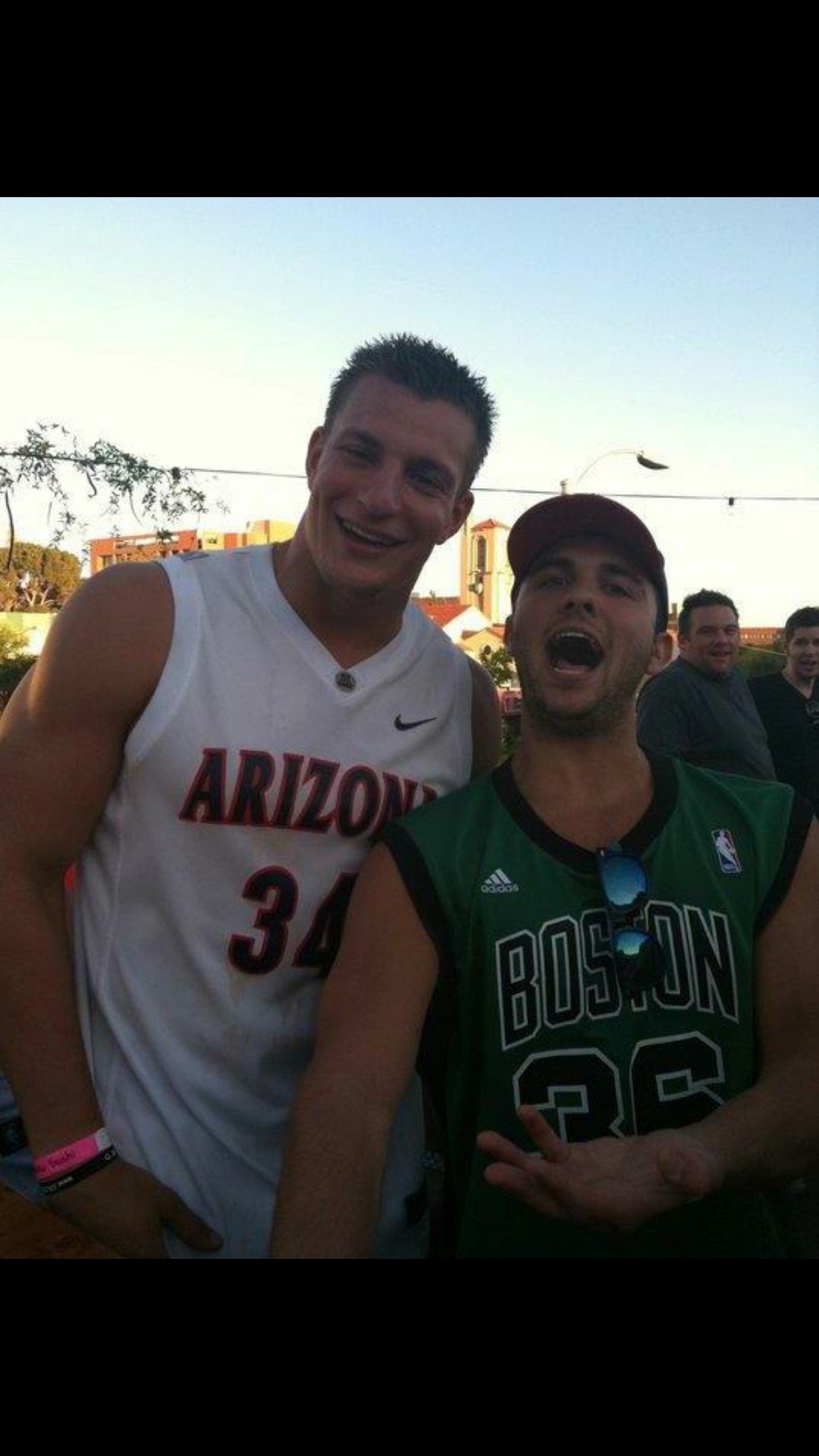 yonderbuckles's profile picture. 