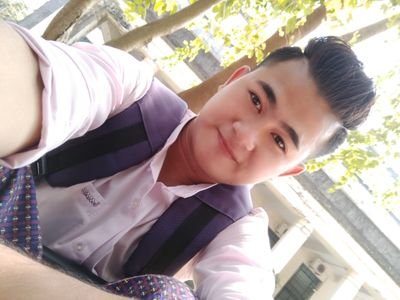 YanShin01203386's profile picture. 