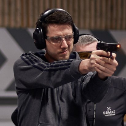 NeoL__'s profile picture. YOu Live Once, 
Business Engineer, hybrid (from Russia, French education)
FPS player (CS:GO, PUBG), +20 lans exp