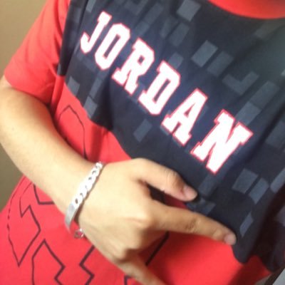Roberto21528540's profile picture.