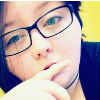 TherealHannahR's profile picture. Im 21, December 16th is when I made my debut. I love music and Star Wars more than I like people.