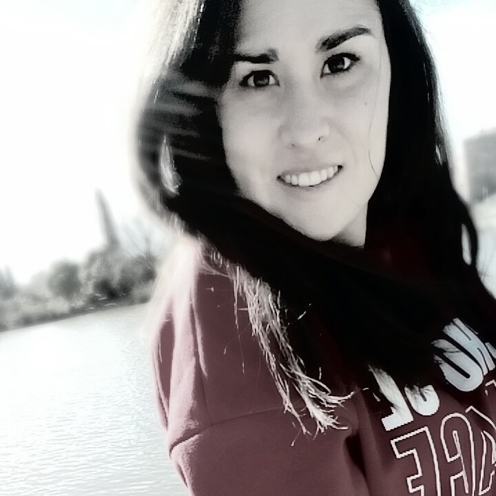 Elenalopezprom2's profile picture. 