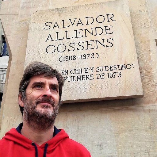 Padre, hincha de BFC, militante de la verdad, periodista. Consultor de abogados penalistas. Ghostwriter.