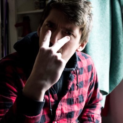 Elb3rty's profile picture. I also like to live life dangerously.