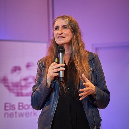 MartineDelfos1's profile picture. The official twitter page sharing the work+words of Martine Delfos. Tweets by @MoniquePost1. This account is not run by Martine Delfos.