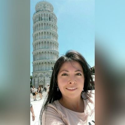 pcruzy's profile picture. Profesional en TI