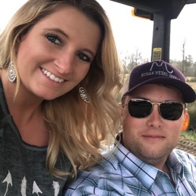 cholcombe91's profile picture. snapchat. cholc91