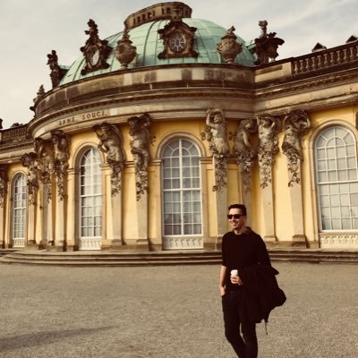 Frequent flyer. Francophile. Kiwi. Caffeine addict. Marketer. Amateur twitterologist with a penchent for in-flight magazines.