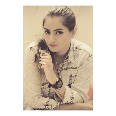 Hi!
Delhi/Mumbai
Blogger on Instagram - Anisha_amy