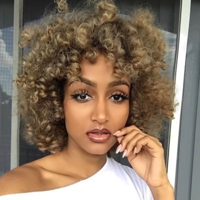 ItsShariB ✨ IG: Misssharz