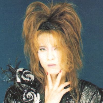 非公式YOSHIKI botです。インタビュー等から呟きます。@で話しかけると自動返信します。