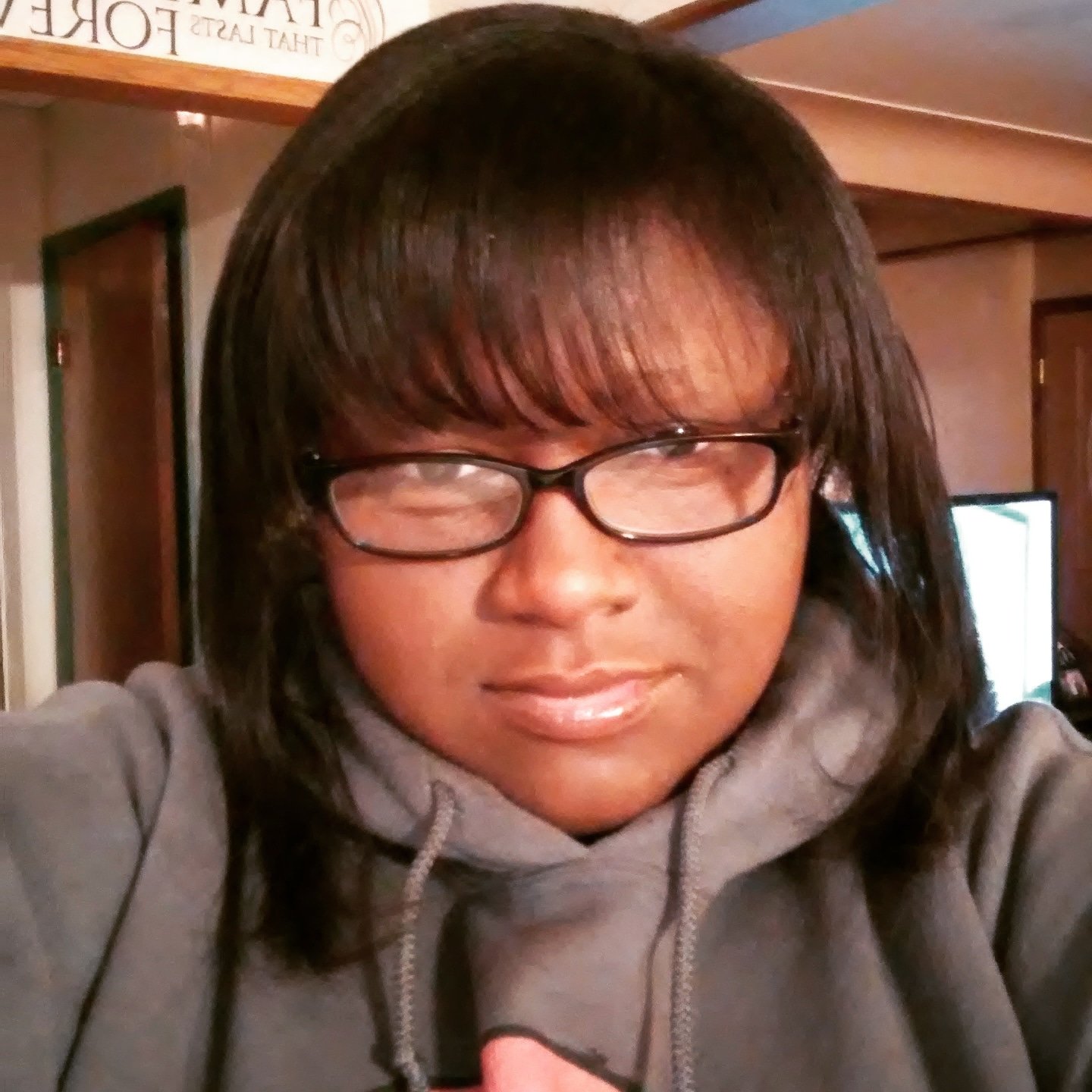 AlieshaKearse's profile picture. Adventure peace loving all smiles :)