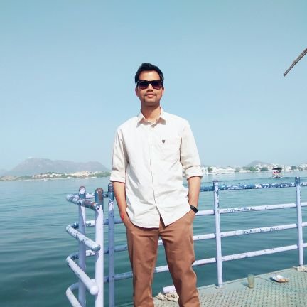 p_kamlesh17's profile picture. Living vicariously through myself..!