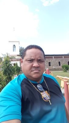 Rolando29899363's profile picture. 100%barcelona